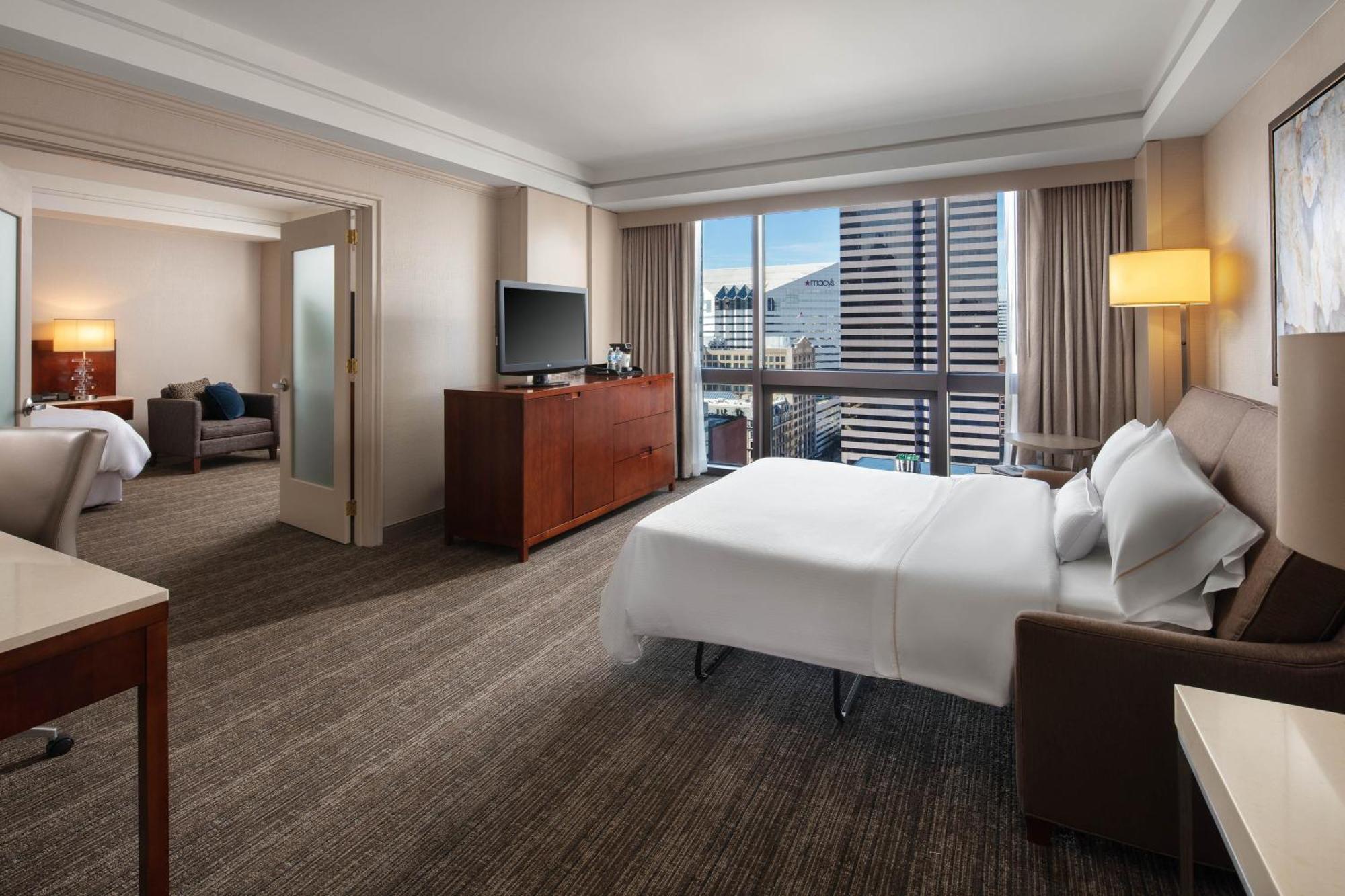 The Westin Cincinnati Exterior photo